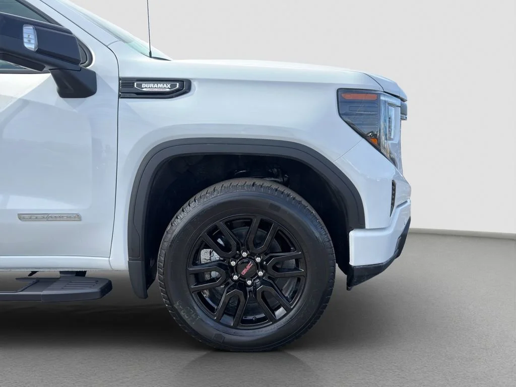 New 2026 Summit White GMC Elevation image 23