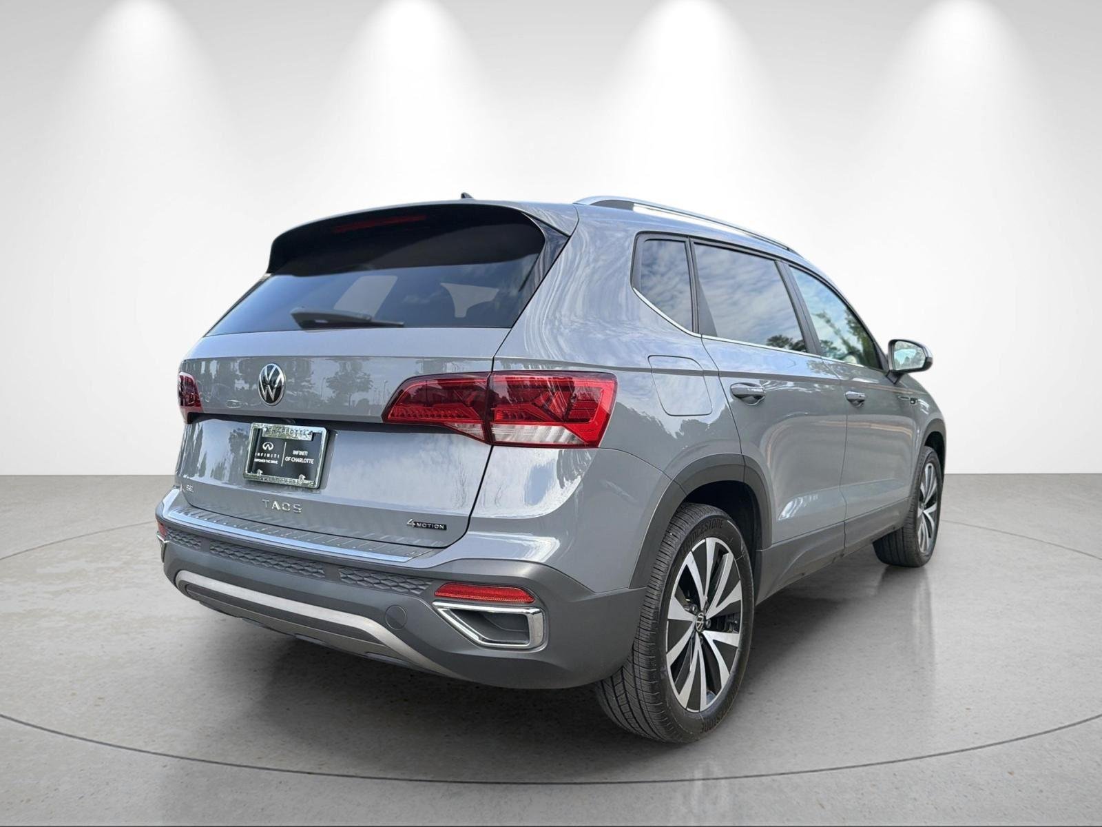 Used 2023 Pure Gray Volkswagen SE image 5