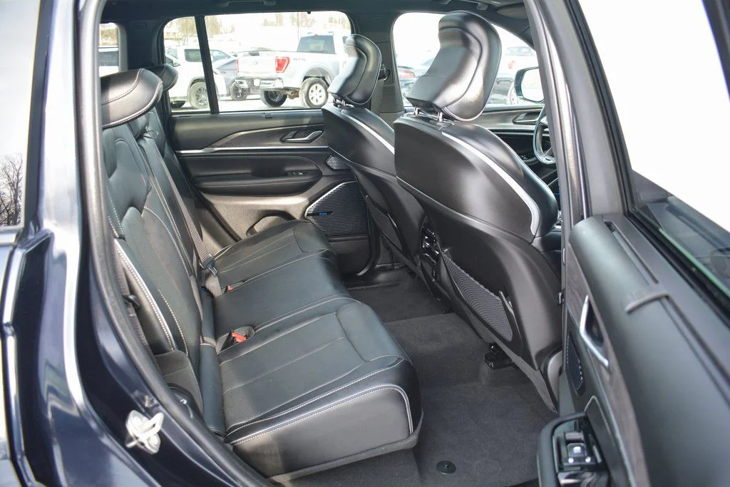 2024 Jeep Grand Cherokee Overland 4xe - Photo 24