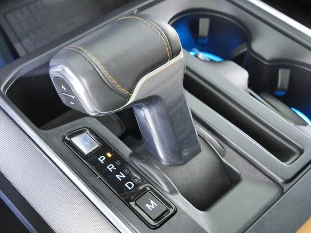 Used 2021 White Ford Platinum image 32