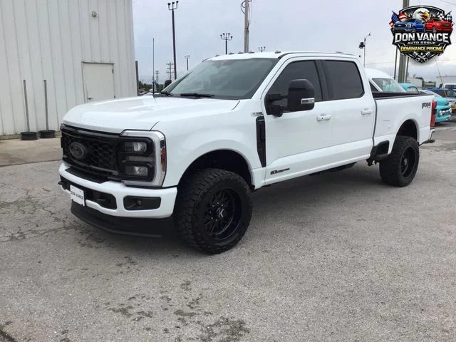 2025 Ford F-350 Lariat 4x4 Crew Cab 6-3/4' Box SRW's photo