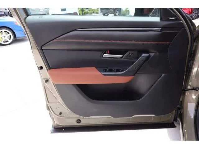 2026 Mazda CX-50 Meridian Edition - Photo 16