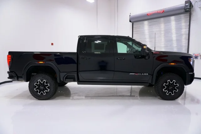 New 2026 Onyx Black GMC AT4X image 4