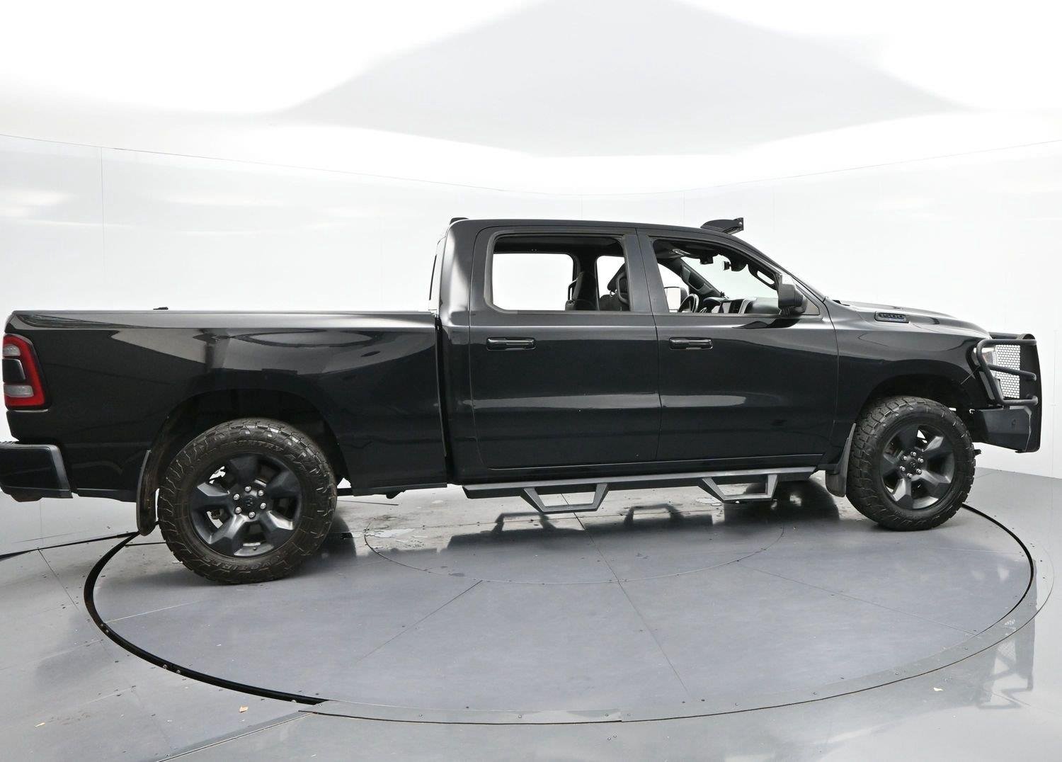 Used 2019 Diamond Black Crystal Pearlcoat Ram Big Horn/Lone Star image 8