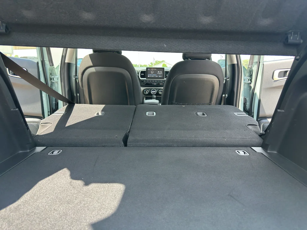 Used 2025 Mirage Green Hyundai SEL image 33