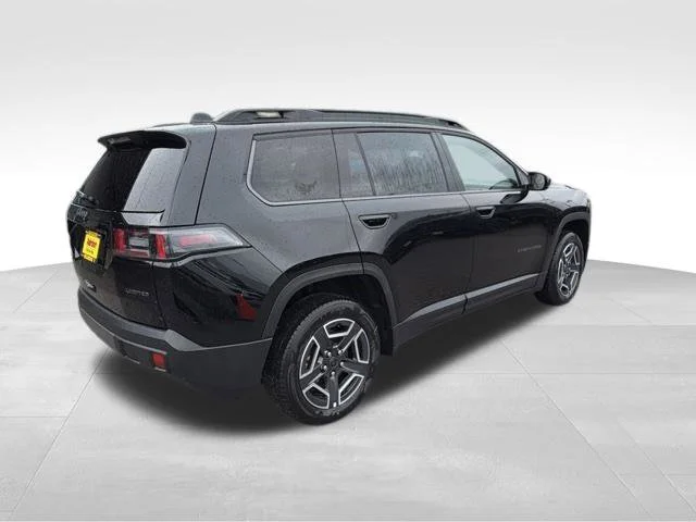 New 2026 Diamond Black Crystal Pearlcoat Jeep Limited image 7