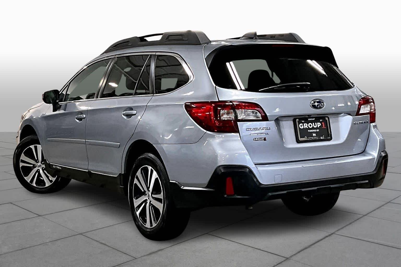 Used 2019 Ice Silver Metallic Subaru Limited image 12