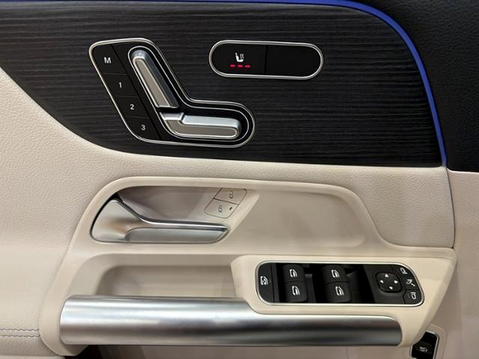 New 2026 Mountain Grey Metallic Mercedes-Benz  image 11