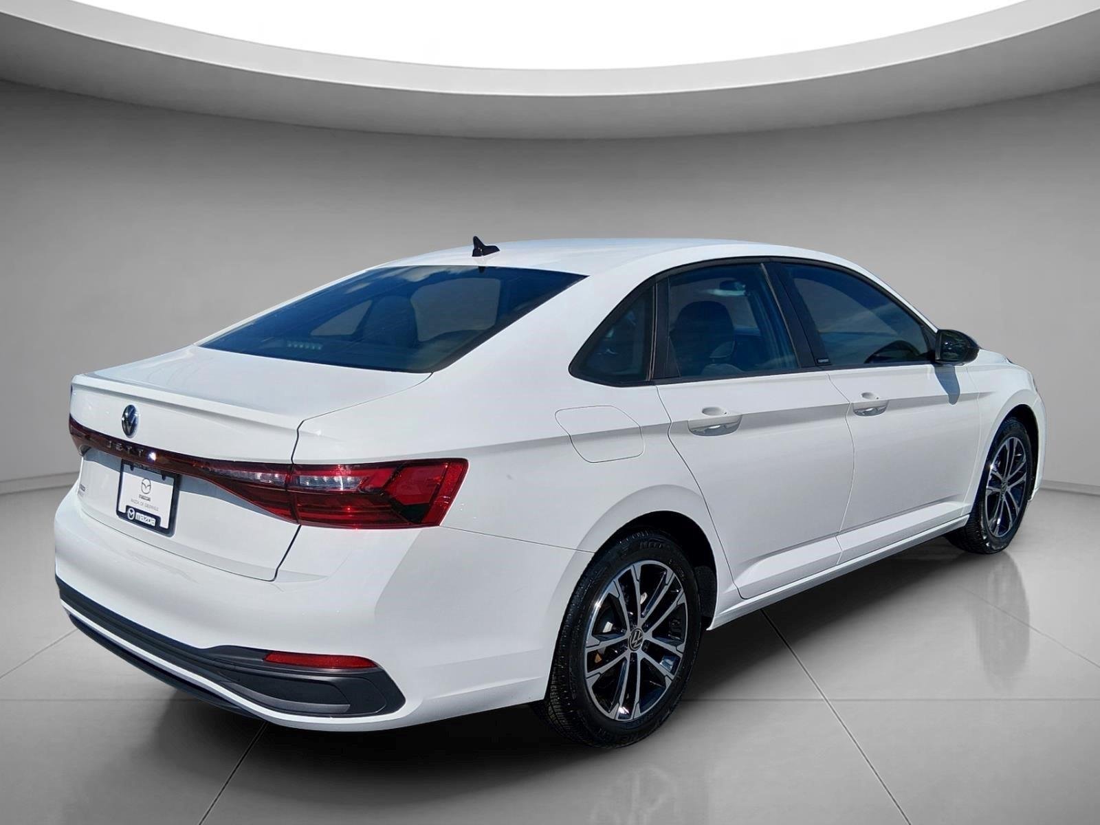 Used 2025 Pure White Volkswagen Sport image 5