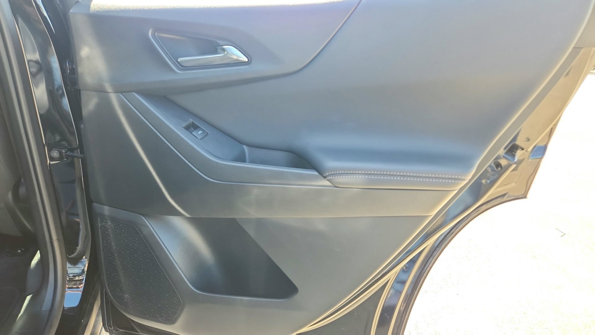 2025 Chevrolet Equinox LT - Photo 31