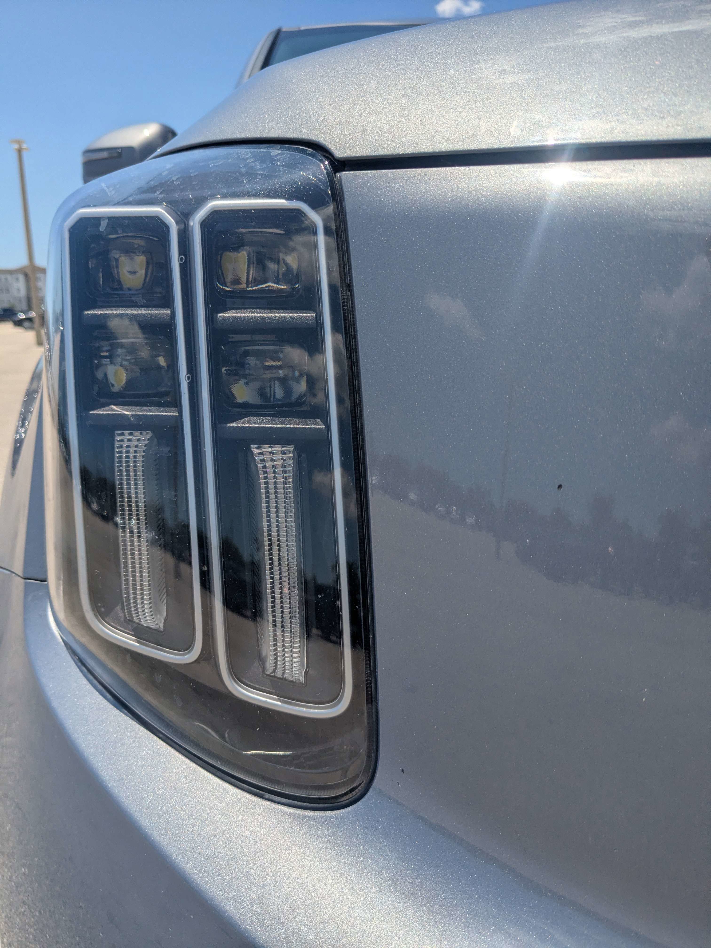 Certified Used 2025 Everlasting Silver Kia S image 10