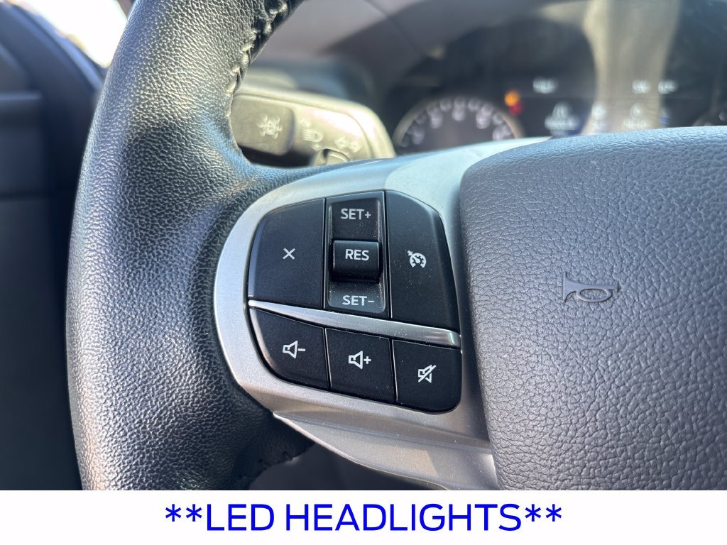Certified Used 2020 Blue Metallic Ford XLT image 17