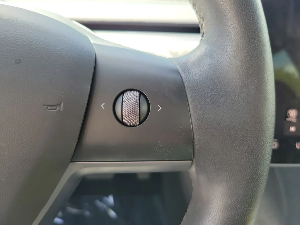 Used 2023 Gray Tesla Base image 30
