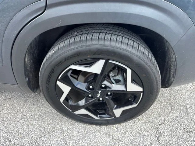 Used 2024 Gray Kia EX image 31