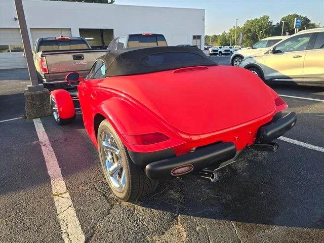 Used 2000 Red Plymouth Base image 8