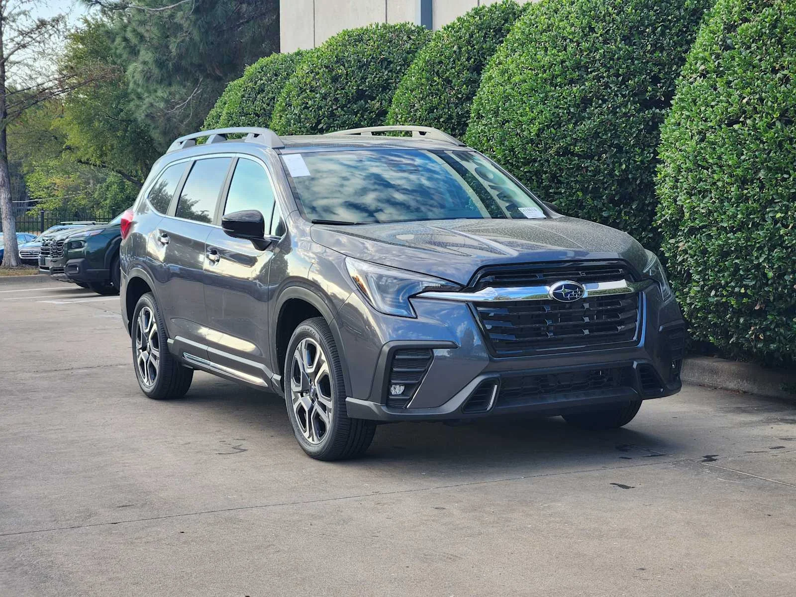 New 2027 MAGNETITE GRAY METALLIC Subaru Limited 7-Passenger image 2