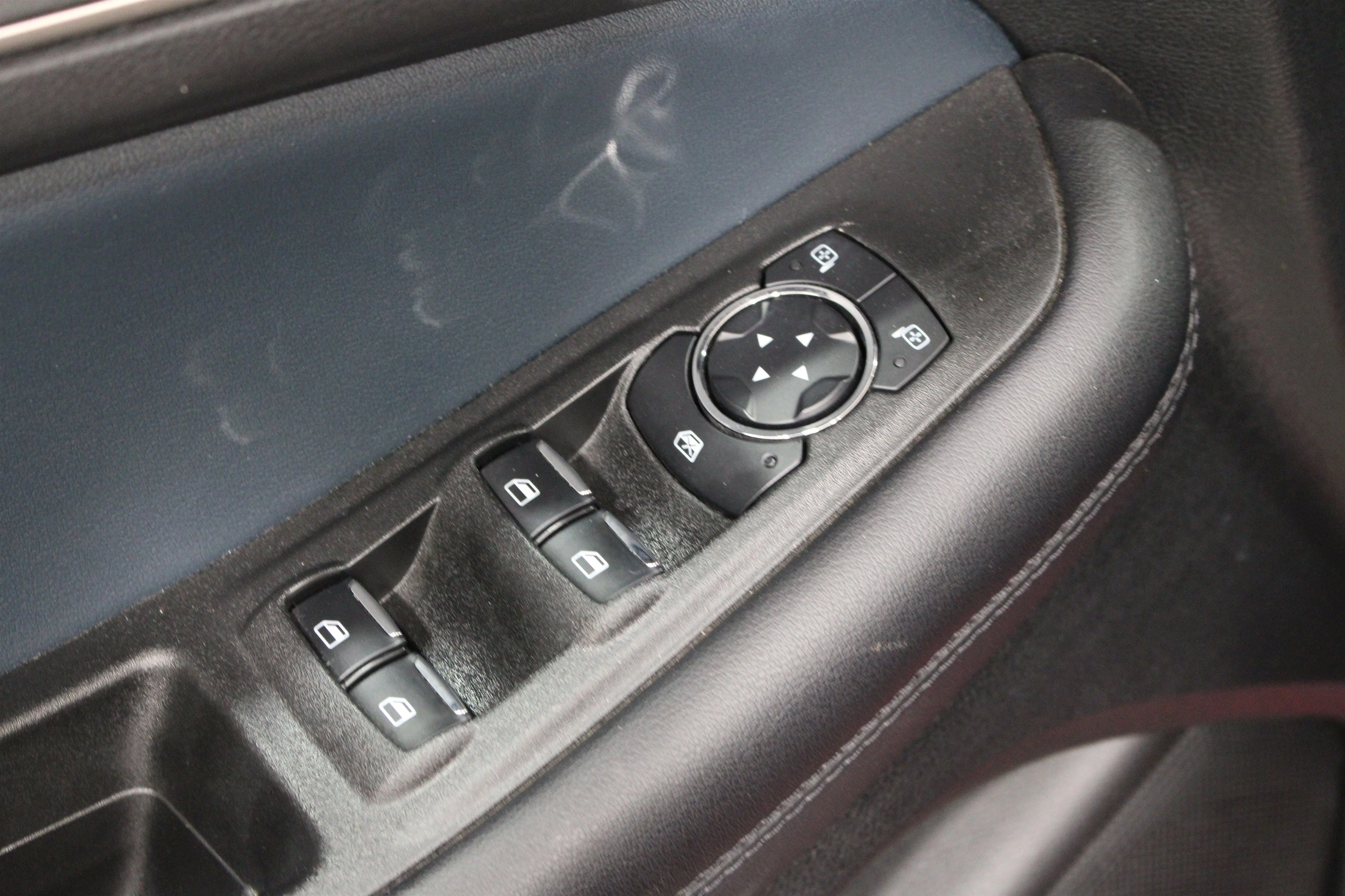 2024 Ford Edge SEL - Photo 7
