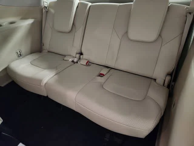 Used 2020 Moonstone White INFINITI LUXE image 31