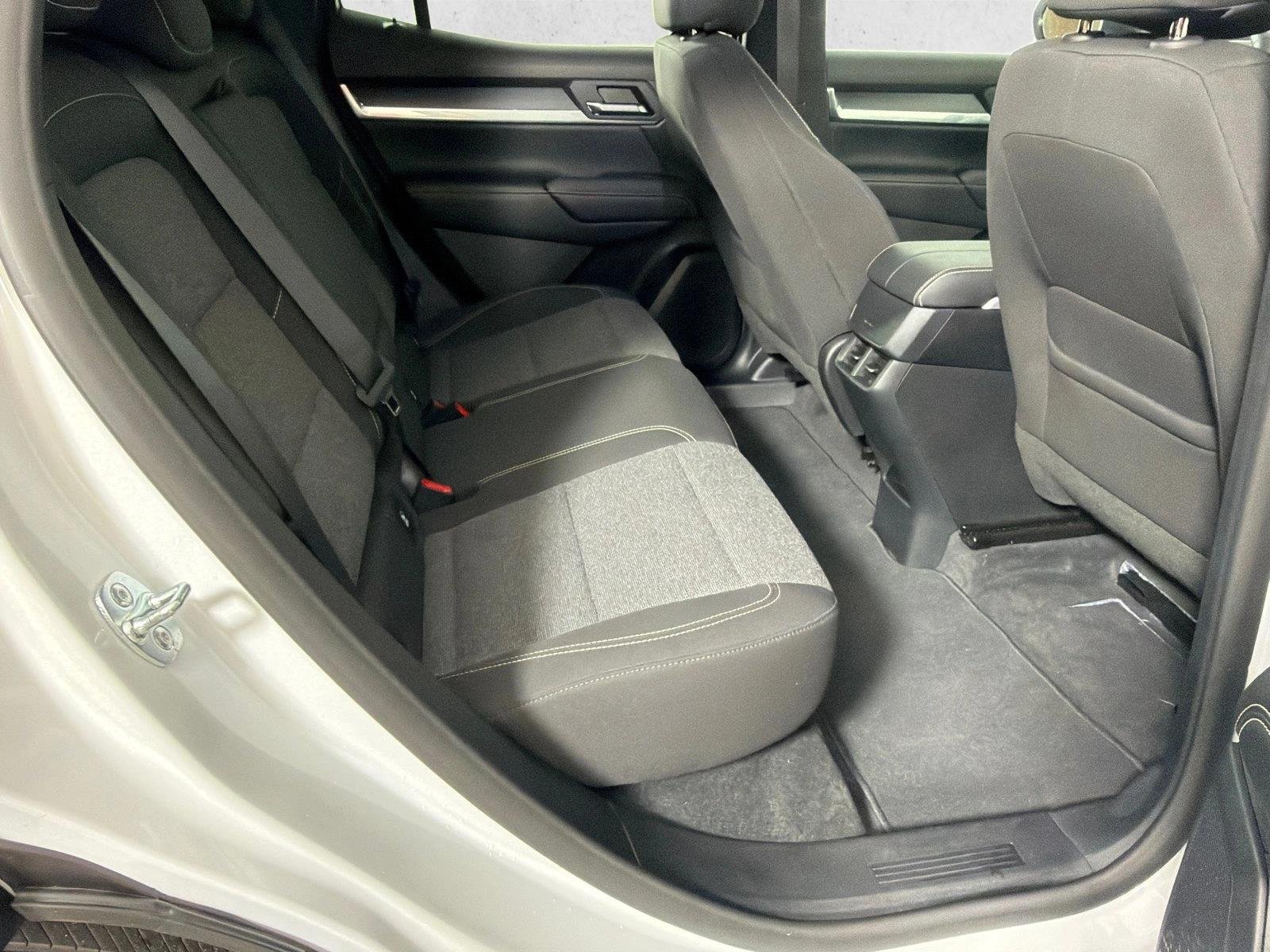 Used 2026 White GMC FWD Elevation image 16