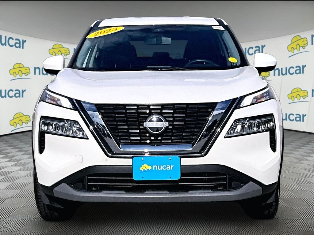 Used 2023 White Nissan SV image 2