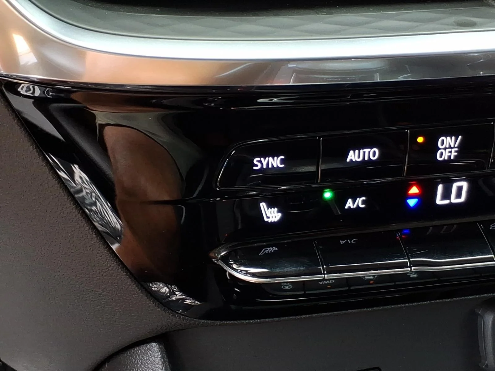 2024 Buick Encore GX Avenir - Photo 6