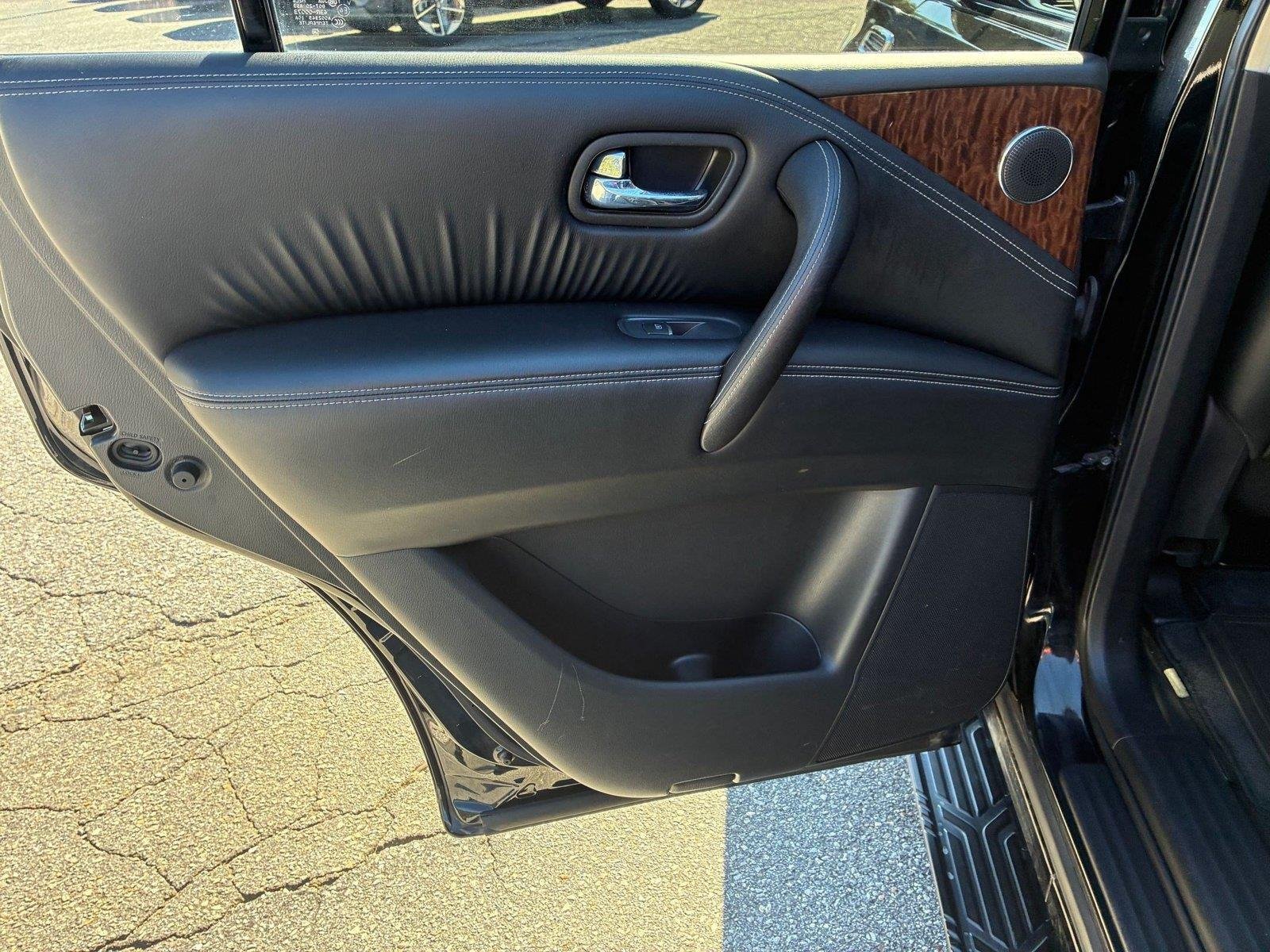 Used 2020 Super Black Nissan SL image 24