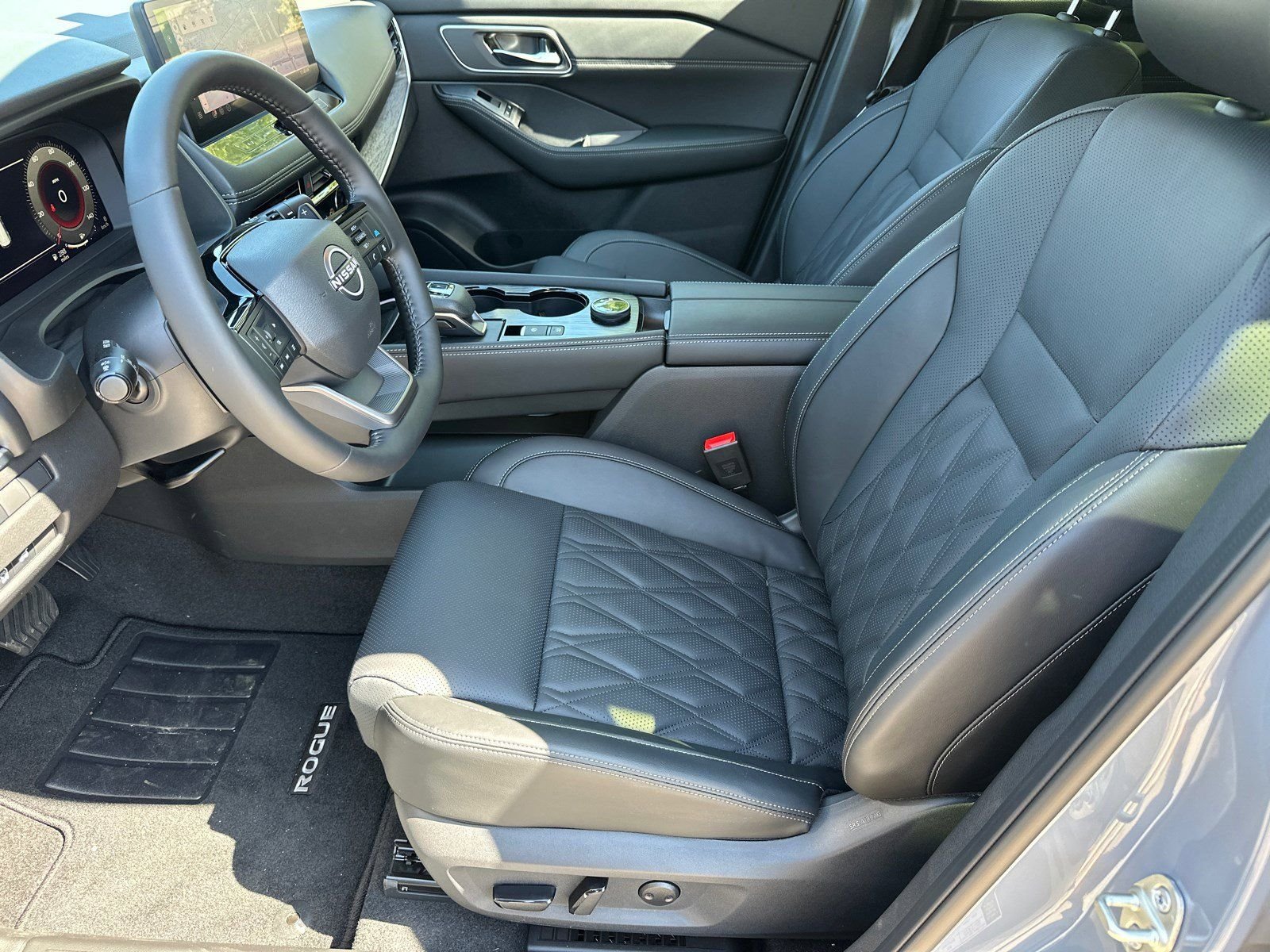 New 2026 Gray Nissan Platinum image 6