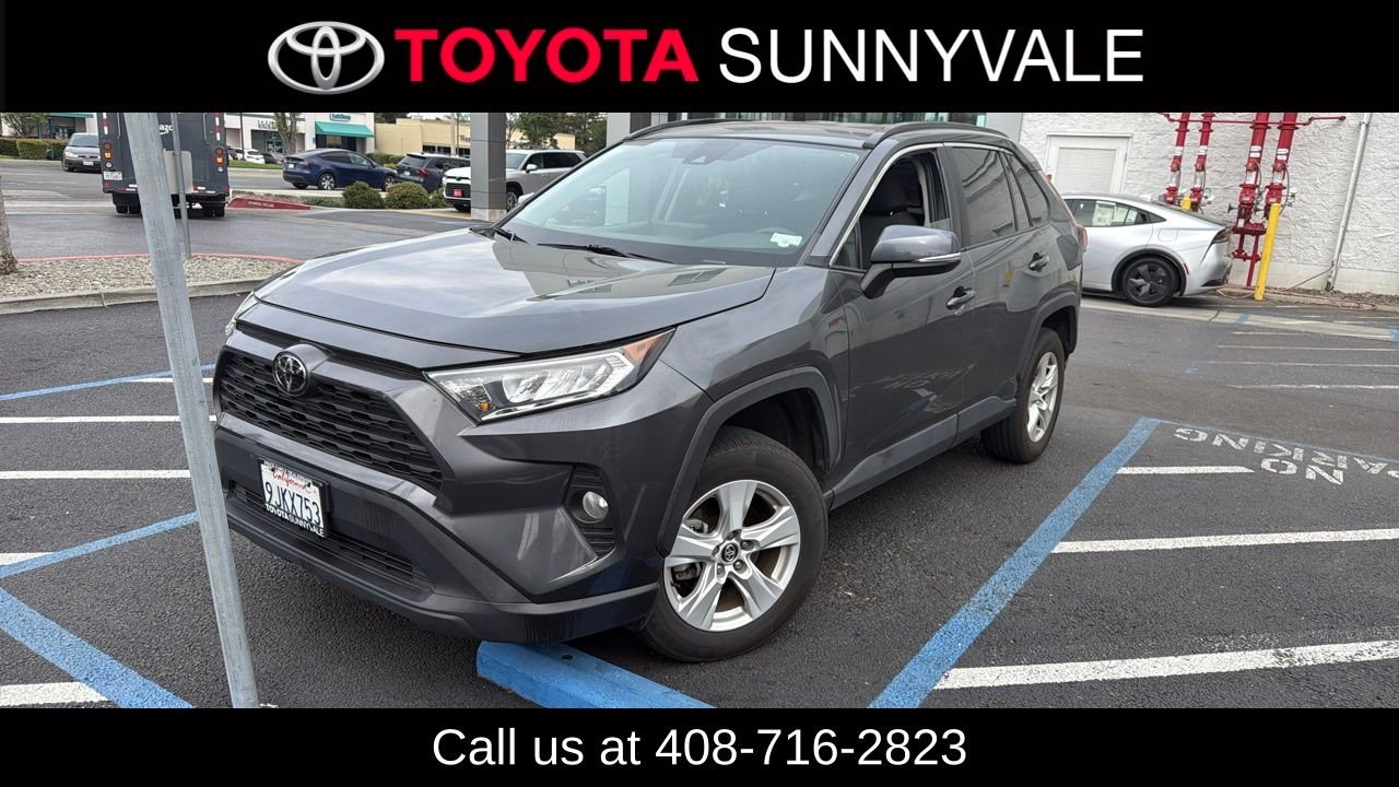 2021 Toyota RAV4 XLE