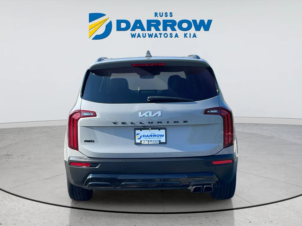 Used 2022 Gray Kia SX image 4