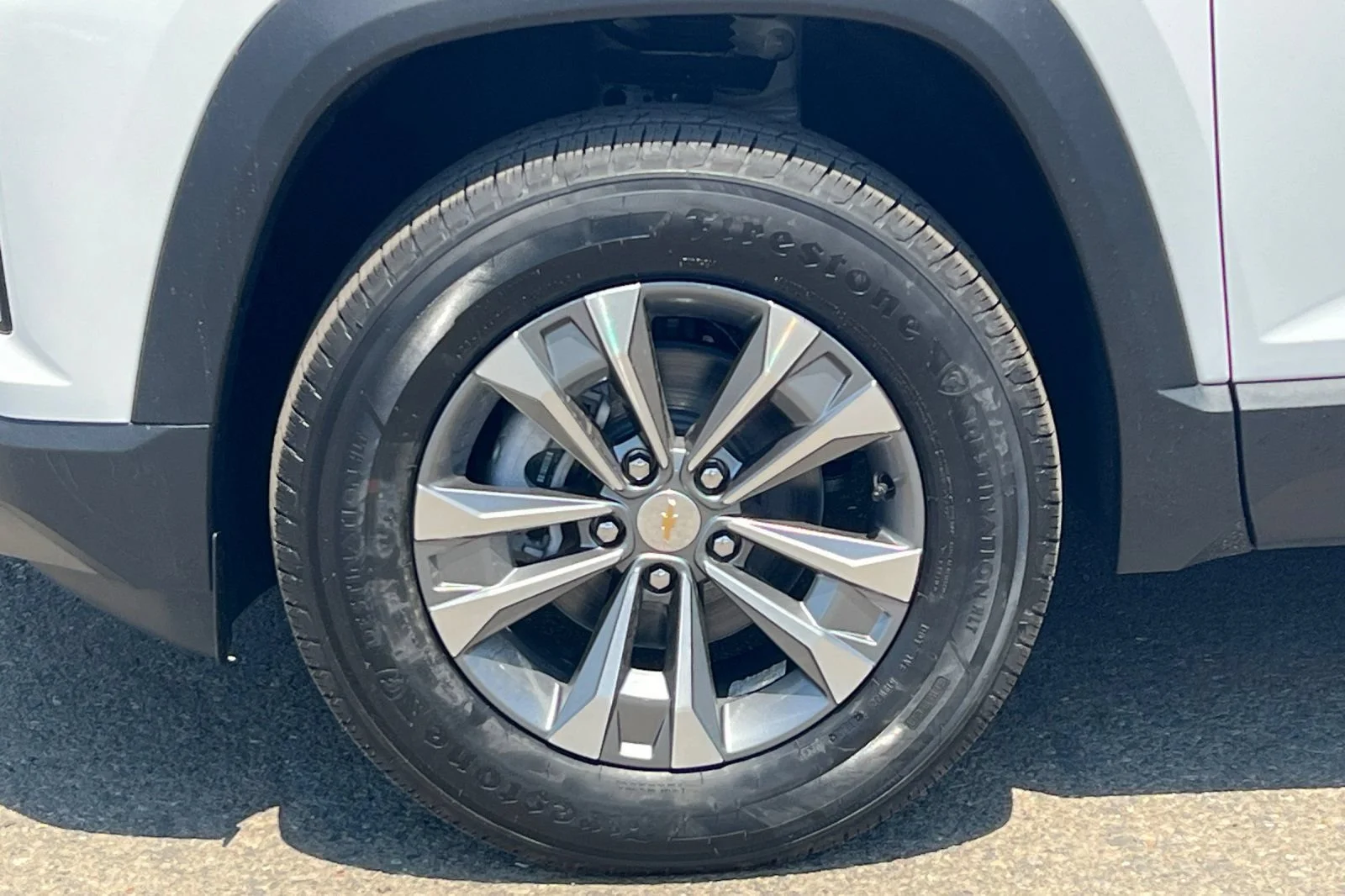 New 2027 Summit White Chevrolet LT image 26