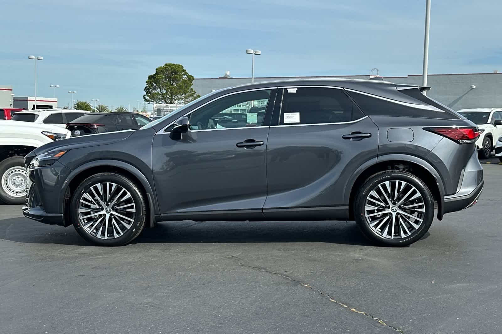 2026 Lexus RX 350 Premium - Photo 9