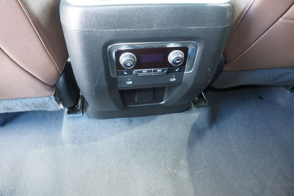 Used 2022 Black Chevrolet High Country image 17