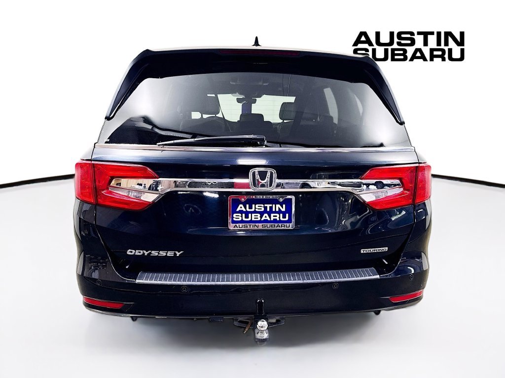 Certified Used 2019 Crystal Black Pearl Honda Touring image 7