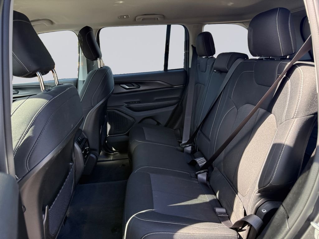 Used 2023 Gray Jeep Laredo image 16