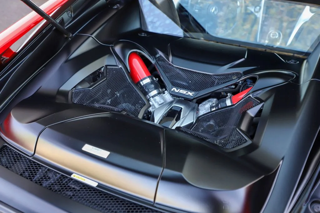 Used 2018 Red Acura  image 11