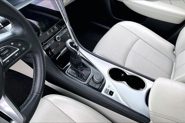 Used 2023 Black INFINITI LUXE image 15