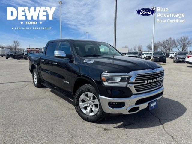 2022 RAM 1500 Laramie 4x4 Crew Cab 5'7's photo