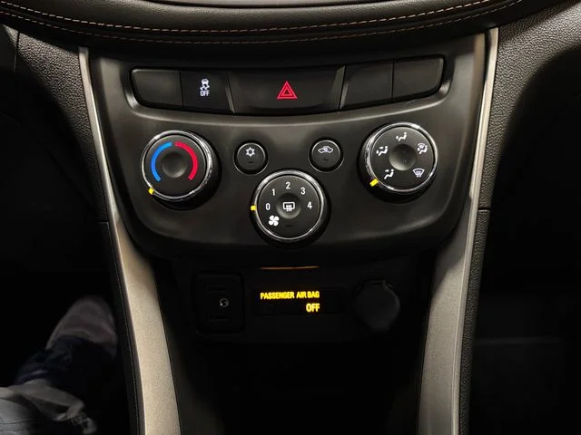 Used 2021 Gray Chevrolet LT image 21