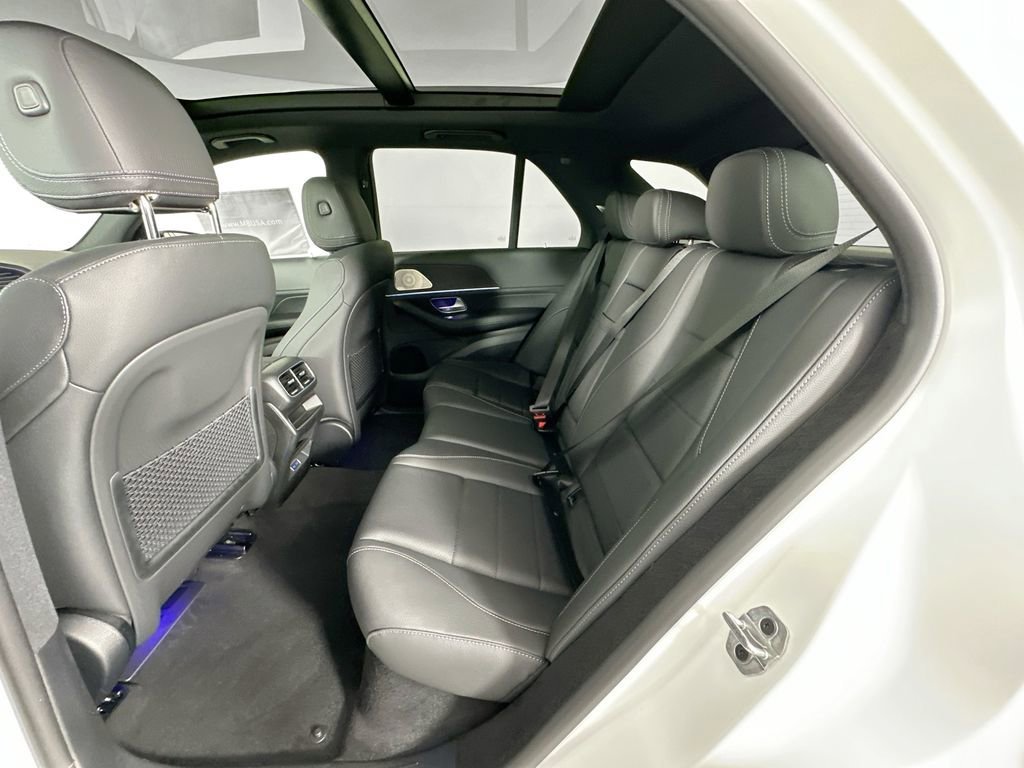 New 2026 MANUFAKTUR Moonlight White Magno Mercedes-Benz GLE 450 image 60