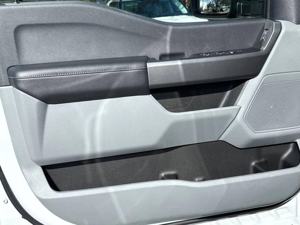 New 2026 White Ford XLT image 17