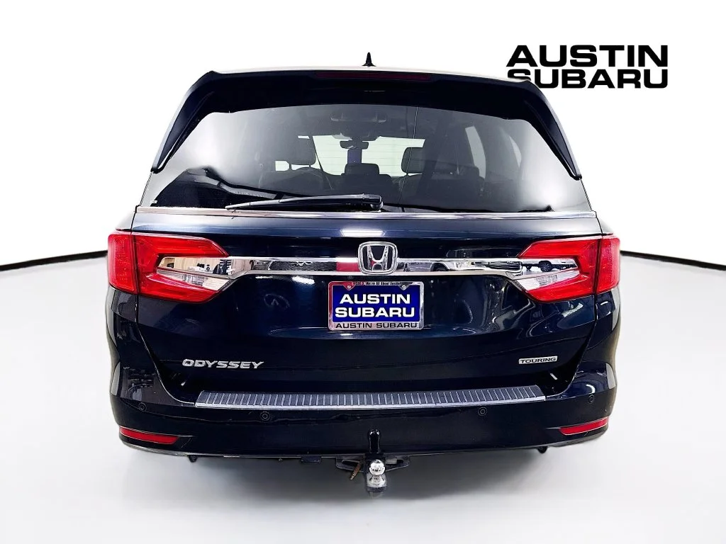 Certified Used 2019 Crystal Black Pearl Honda Touring image 7
