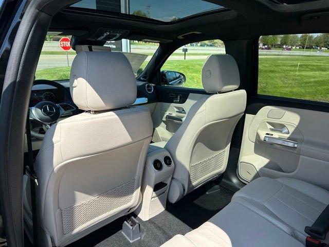 New 2026 Night Black Mercedes-Benz GLB 250 image 62