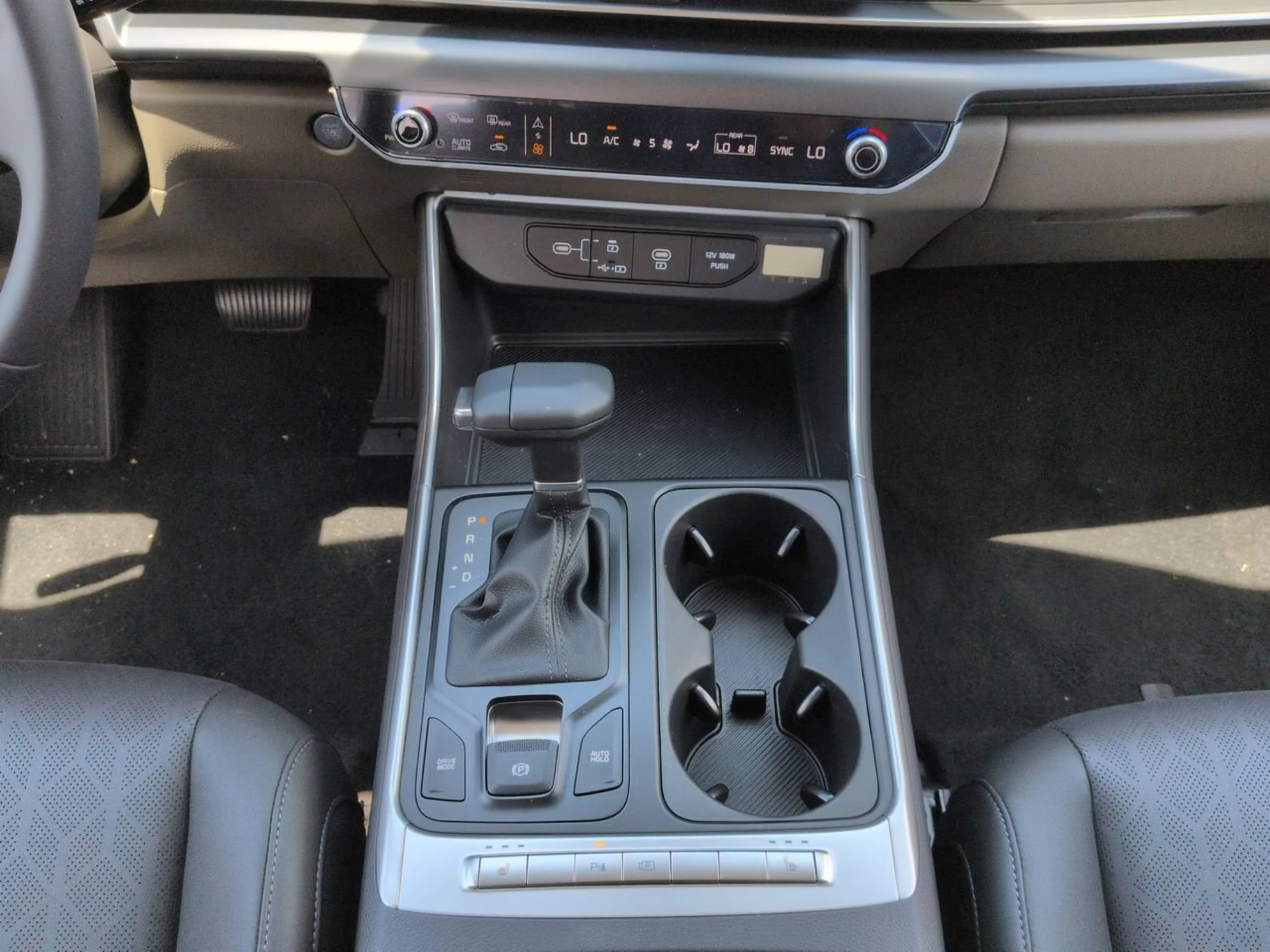 2026 Kia Carnival LXS - Photo 22