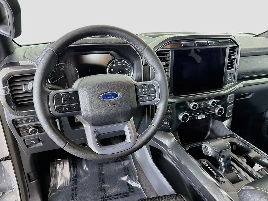 Used 2023 Oxford White Ford XLT image 20