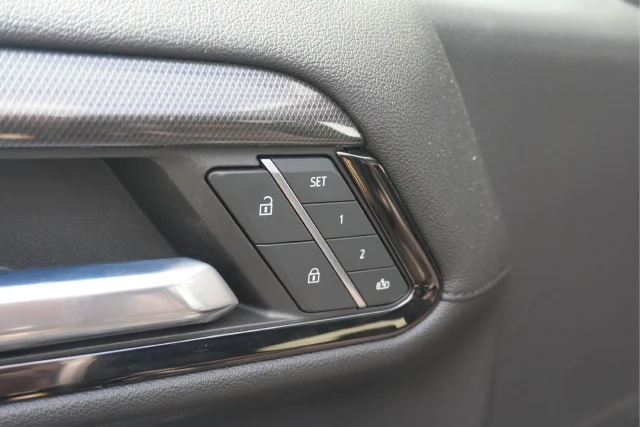 Used 2023 Silver GMC AT4 image 9