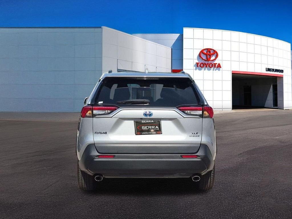 Used 2023 Silver Toyota XLE image 10