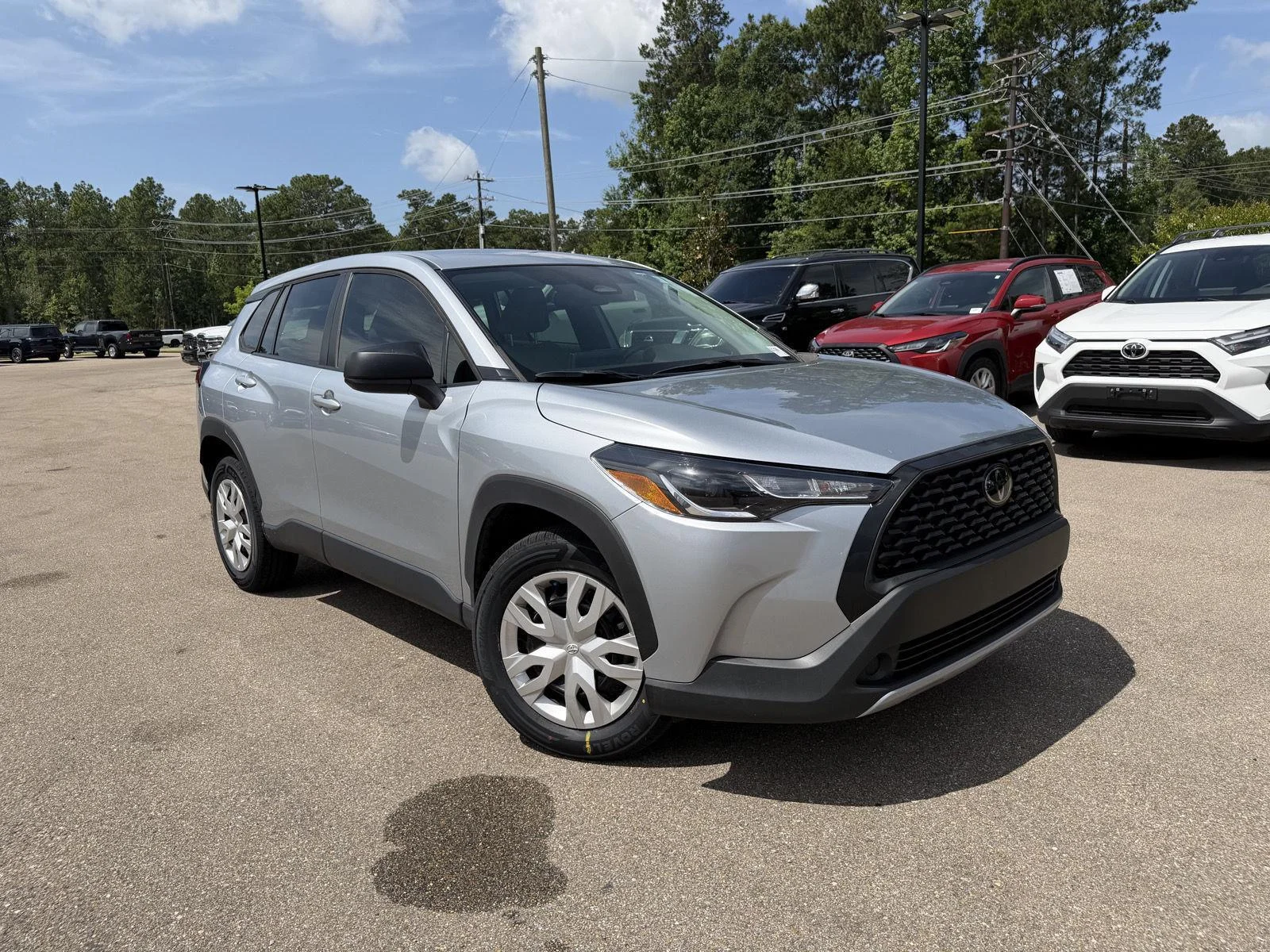 Used 2024 Sonic Silver Toyota L image 3