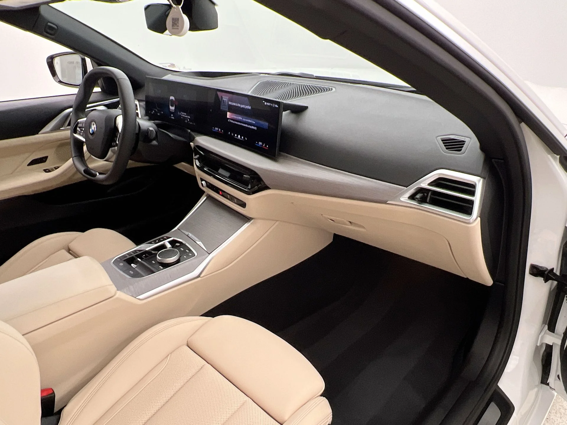 Used 2025 White BMW 430i image 13