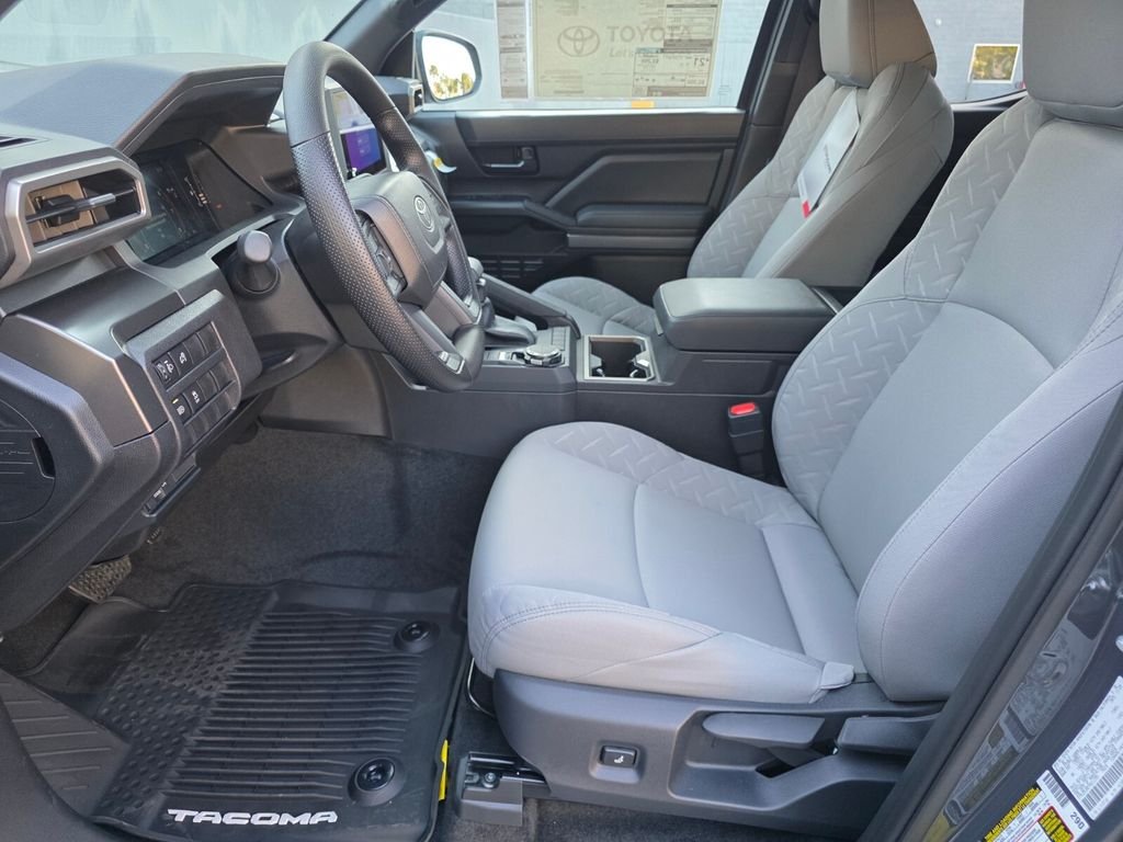 2026 Toyota Tacoma SR5 - Photo 24