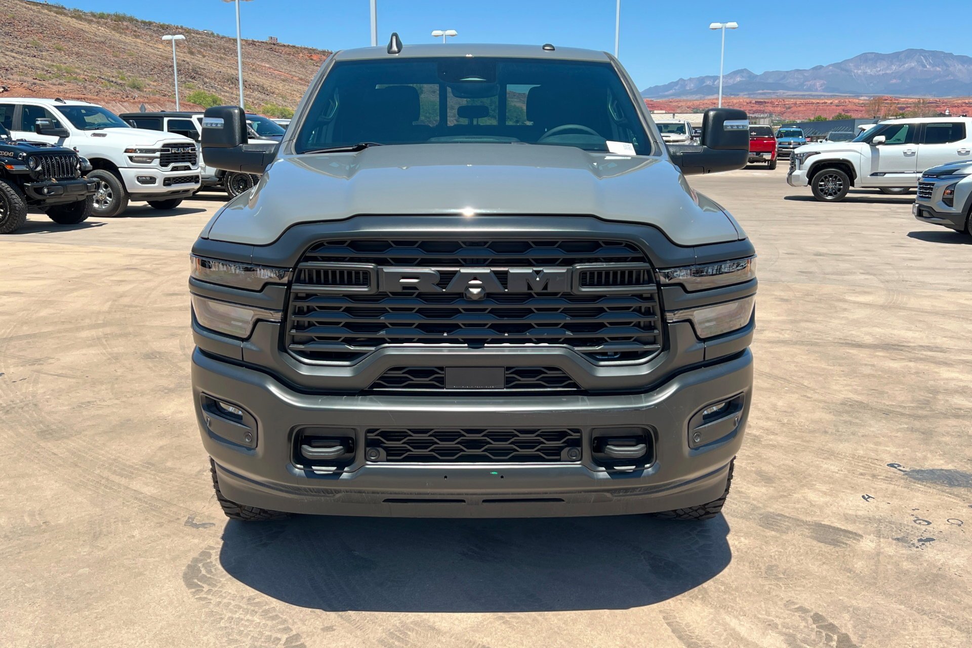 New 2026 Ceramic Gray Clear-Coat Exterior Paint RAM Warlock image 9
